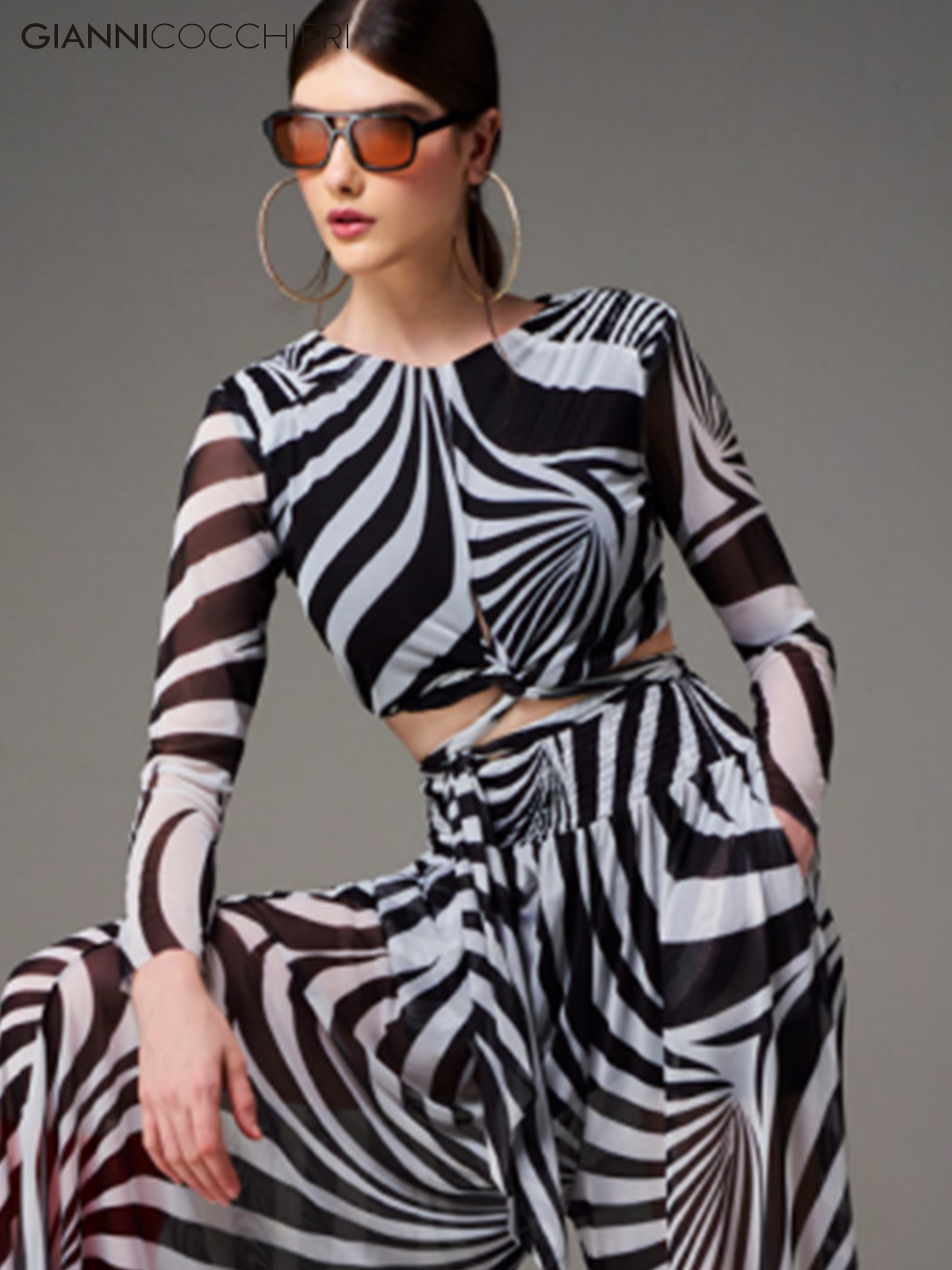 Blusa bicolor zebra tule