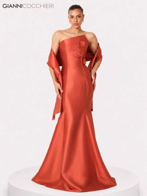 Vestido Longo Terracota Tomara que Caia com Aplicação Floral e Echarpe