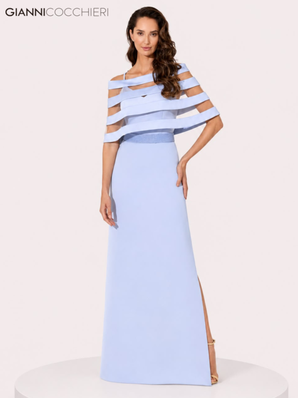 Vestido Longo Azul Serenity com Recortes Vazados e Fenda Lateral