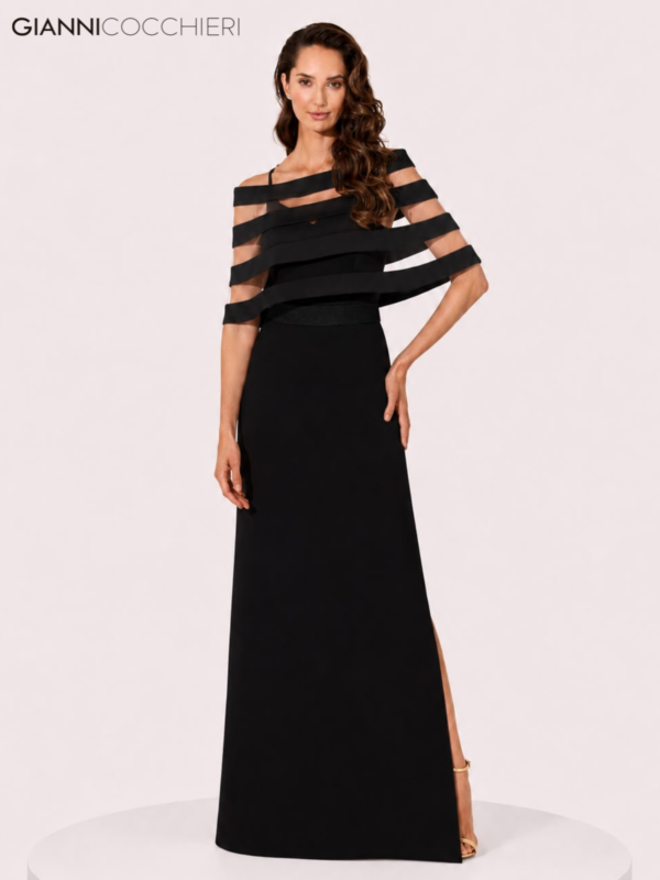 Vestido Longo Preto com Decote Assimétrico, Transparência Geométrica e Fenda Lateral