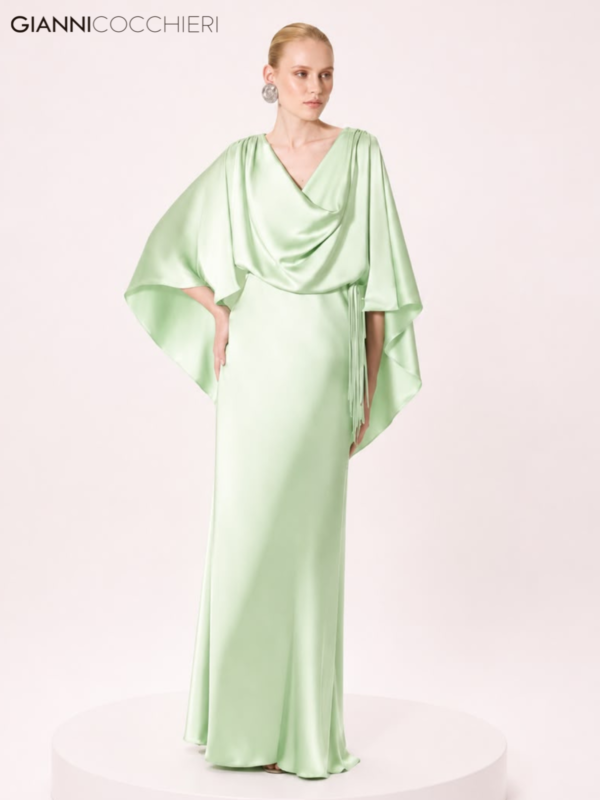 Vestido Longo Verde Menta em Cetim Acetinado com mangas