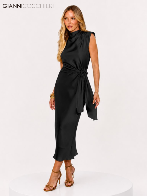 Vestido Midi Preto com Amarração Lateral