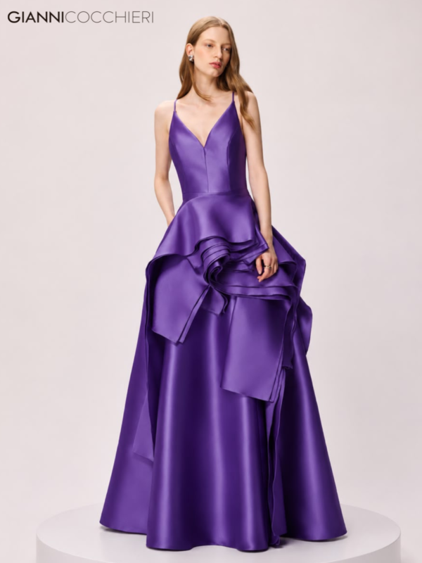 Vestido Longo Roxo de Alças Finas com Babados Esculturais