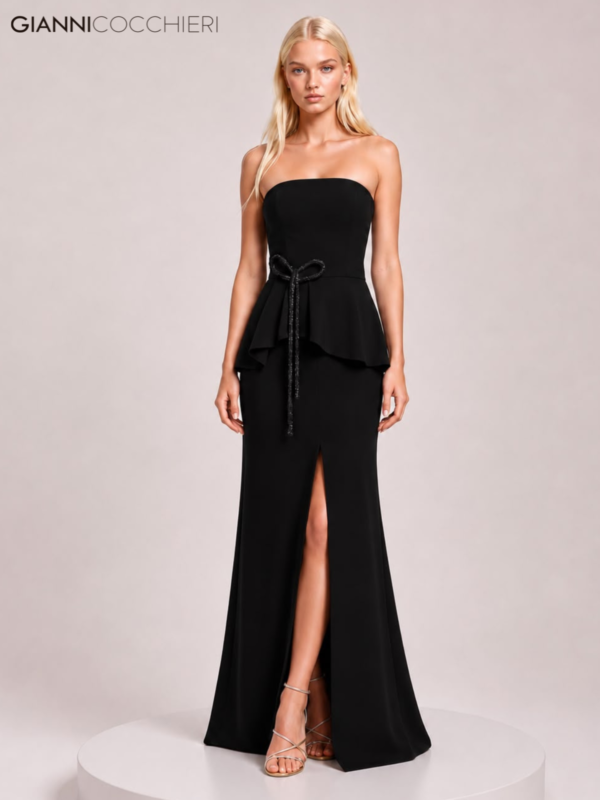Vestido Longo Tomara que Caia Preto com Peplum e Fenda Frontal