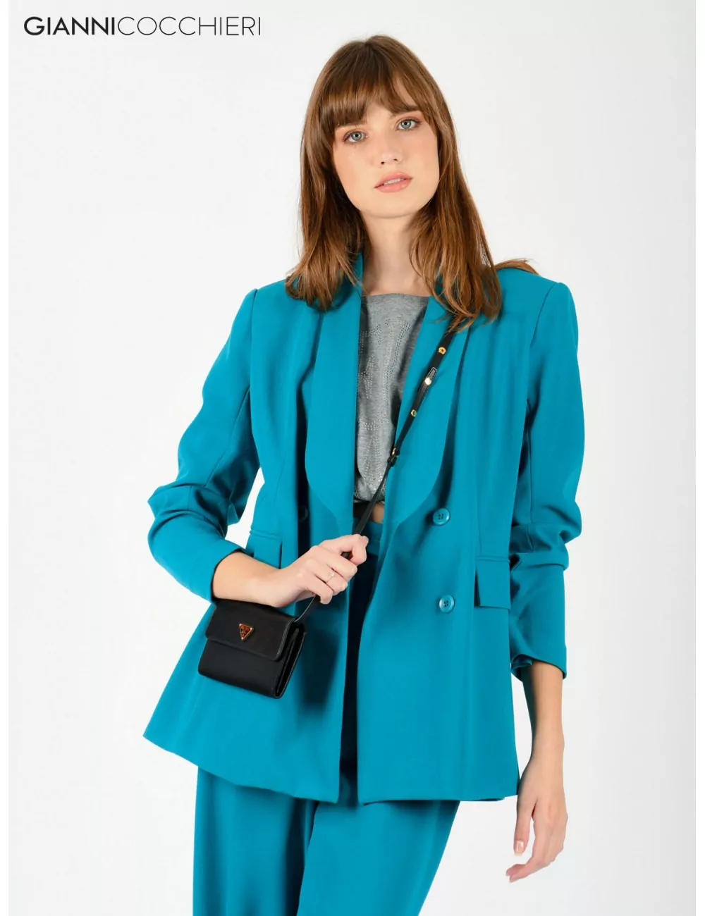 blazer-99115-gola-smoking-